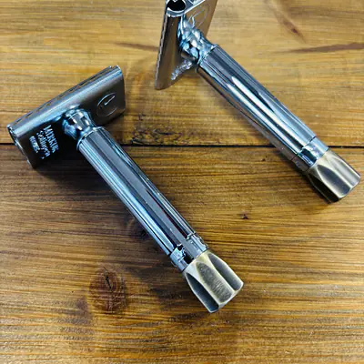 Merkur Progress 500 Adjustable Safety Razor (Antique Brass) primary image