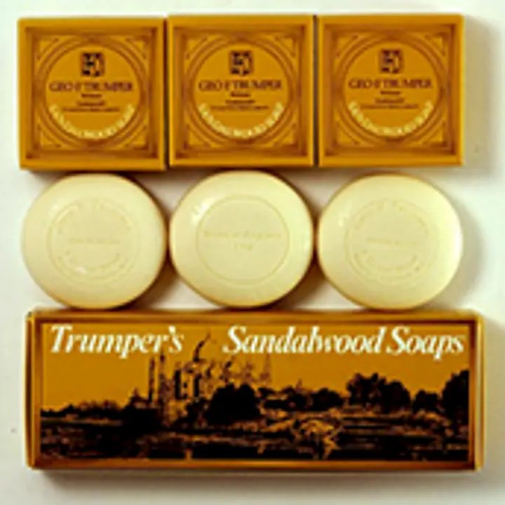 Geo F Trumper Traditional Sandalwood Hand Soap Collection (3 x 75g Tablet) - Master