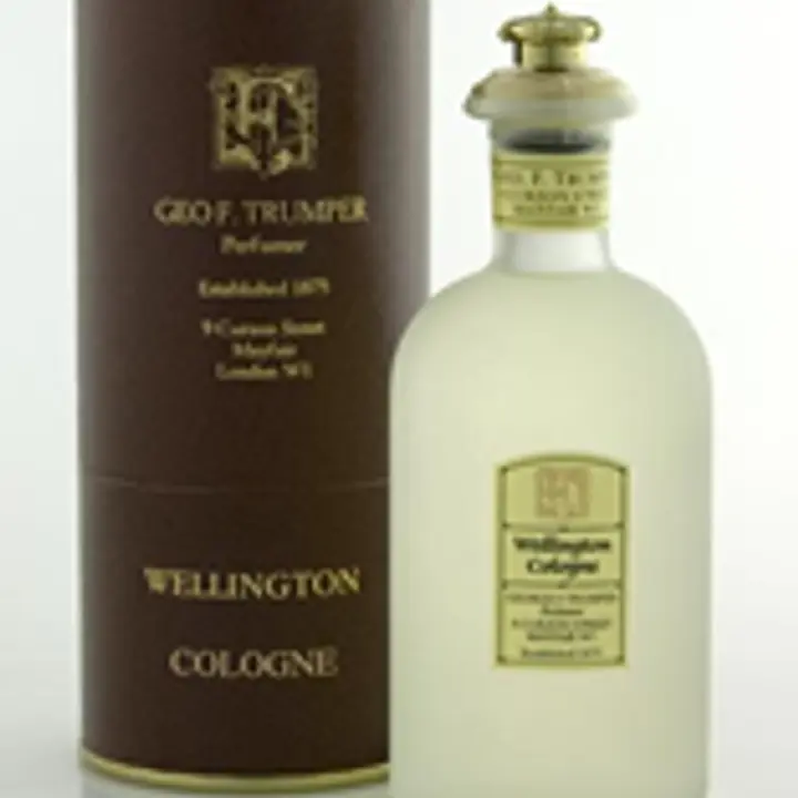 Geo F Trumper Wellington Cologne Glass Crown Topped Bottle (100ml)