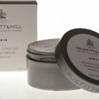 Truefitt & Hill Ultimate Comfort Shave Cream Pot 190g primary image