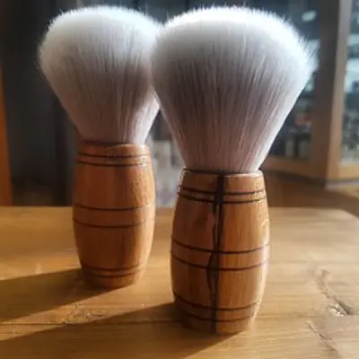 'Scotch Barrel' Shaving Brush Grey/White Synthetic primary image