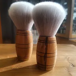 'Scotch Barrel' Shaving Brush Grey/White Synthetic