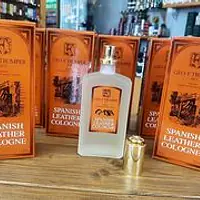 Geo F Trumper Spanish Leather Cologne 100ml Atomiser (glass) - Master