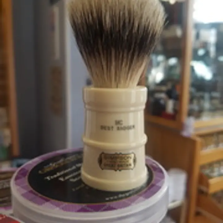Simpsons The Milk Churn shaving brush