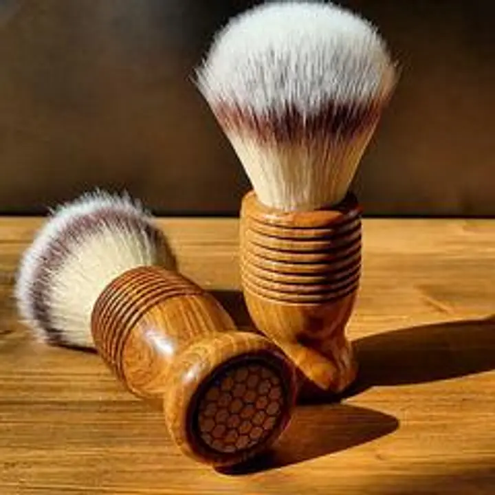The Gentleman's Groom Room 'Hive 2' Shaving Brush - Master