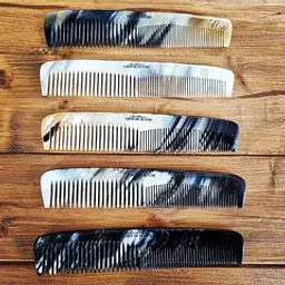 The Gentleman's Groom Room Real Horn Comb 6 1/2"