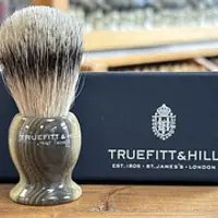 Truefitt & Hill ‘Big Bob’ Traveller Shaving Brush - Master