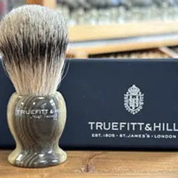 Truefitt & Hill ‘Big Bob’ Traveller Shaving Brush