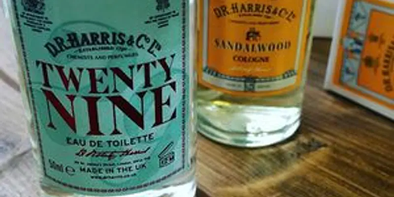 D.R Harris Twenty Nine Eau de Toilette & Sandalwood Cologne