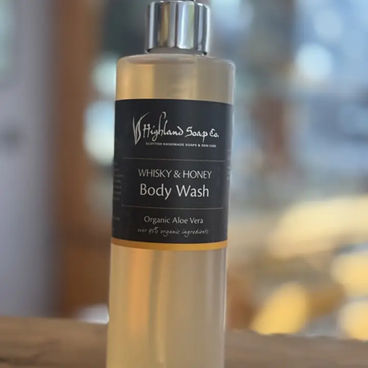 The Highland Soap Co. Whisky And Honey Body Wash 250ml - Master