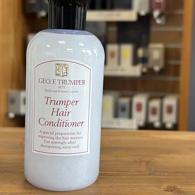Geo F Trumper Hair Conditioner In Plastic Travel Bottle (200ml) primary image