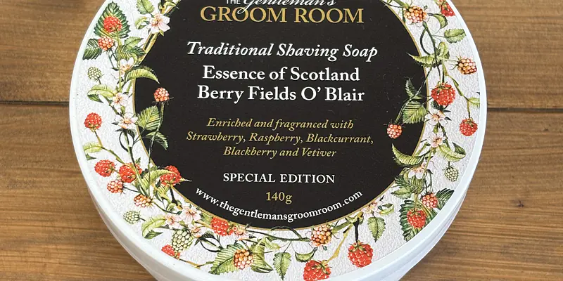 Essence of Scotland Special Edition Traditional Shaving Soap - Berry Fields O' Blair